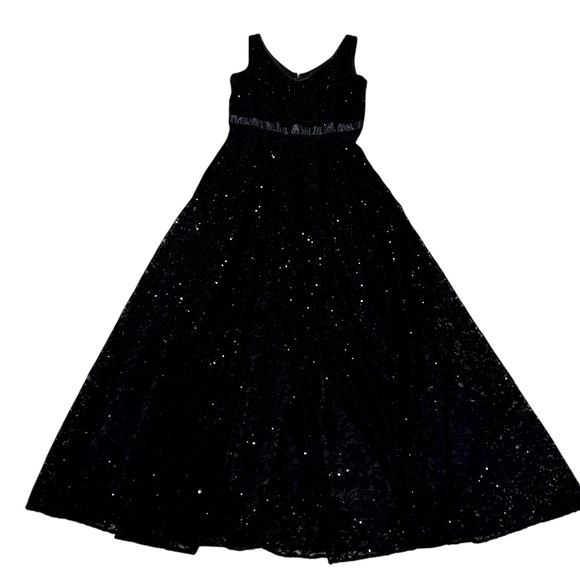 Tahari Arthur S. Levine Black Sequin Lace Sleeveless Fit & Flare Gown Size 8
